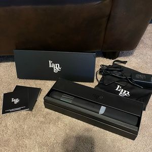 Lange Cordless Glide Rechargeable Flat Iron ✨